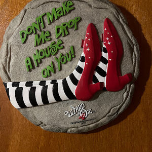 Meet your Posher, Luna